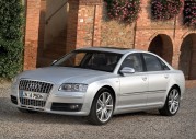 2006 Audi S8